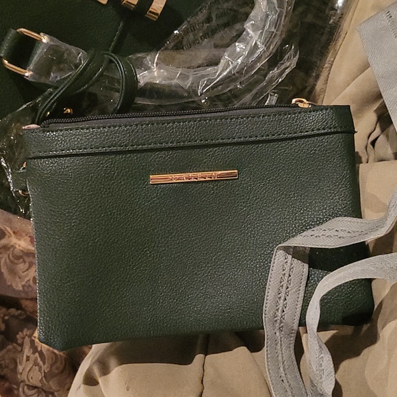 Nordstrom Green trio bought gorgeous designer large satchel/ crossberry - Picture 10 of 11